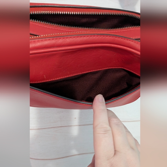 Coach Red Quilted ⭐ Star ⭐ 🤩🤩 Crossbody Bag - Picture 13 of 16